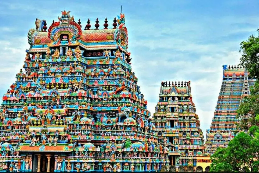 Kapaleeshwarar Temple history: कपालेश्वर मंदिर का रहस्य: जहां मोर रूप में पार्वती ने शिव को पाने की तपस्या की — जानें इतिहास, समय और यात्रा गाइड! Kapaleeshwarar Temple history: कपालेश्वर मंदिर का रहस्य: जहां मोर रूप में पार्वती ने शिव को पाने की तपस्या की — जानें इतिहास, समय और यात्रा गाइड!